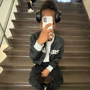 Meet your Posher, Rene